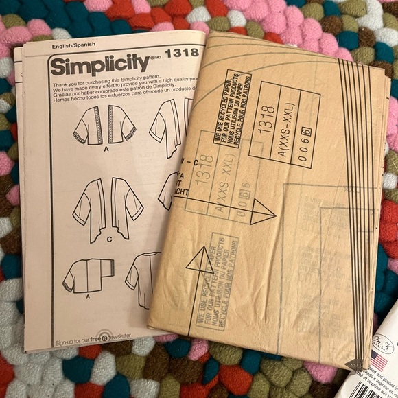 Simplicity Patterns Bundle of Four (4) UNCUT - Picture 6 of 11